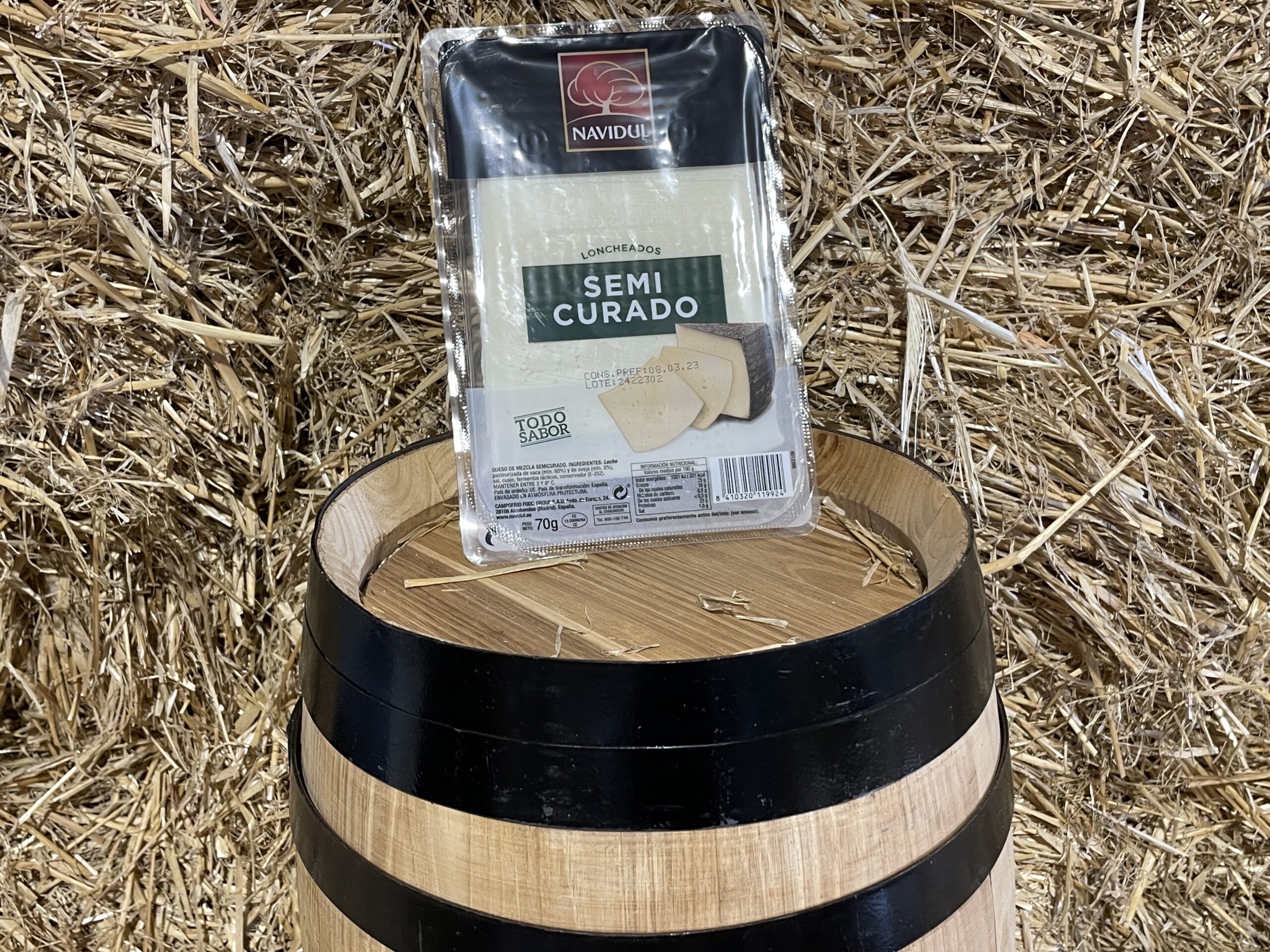 Navidul semi-cured cheese slices